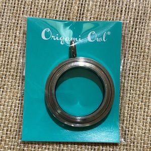 Medium silver twist locket base